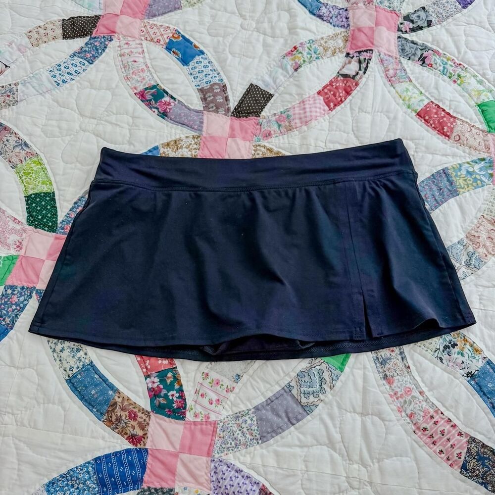 lands end black low rise micro y2k swim skirt with built in bottoms size 8